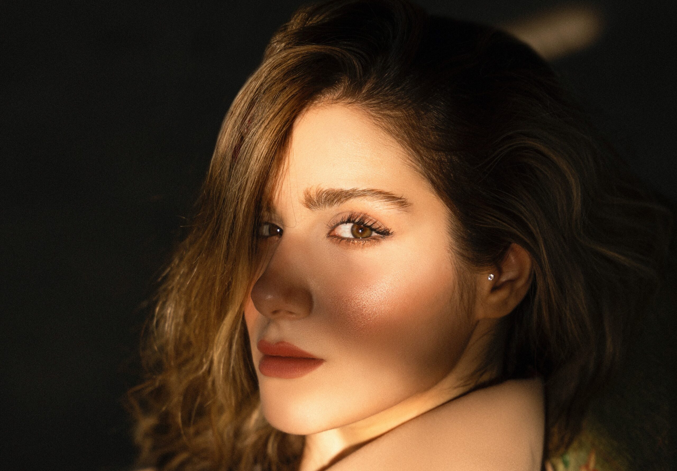 How to regrow lashes and brows